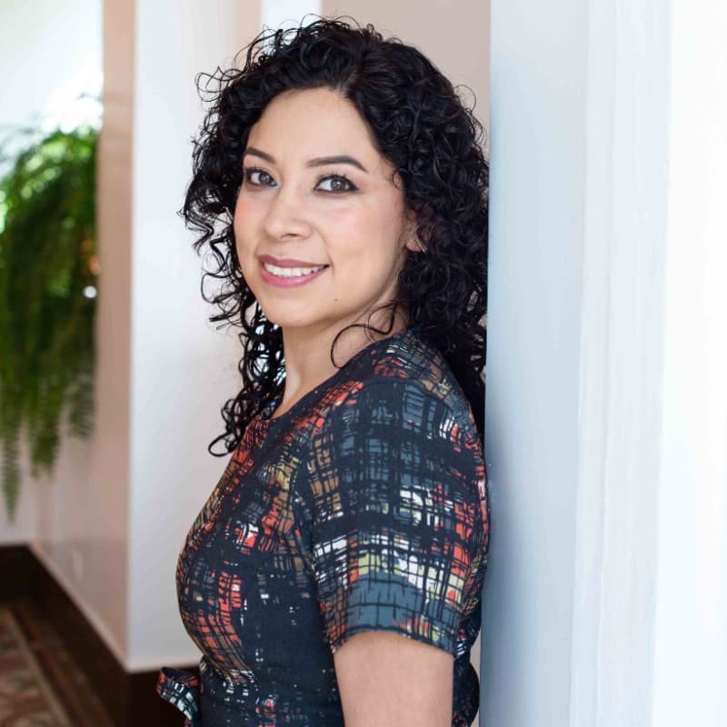 Fundadora de Emozziona